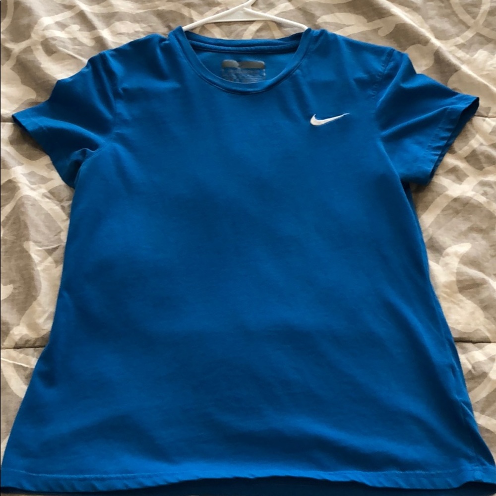 Nike Fit Dry Shirt - M